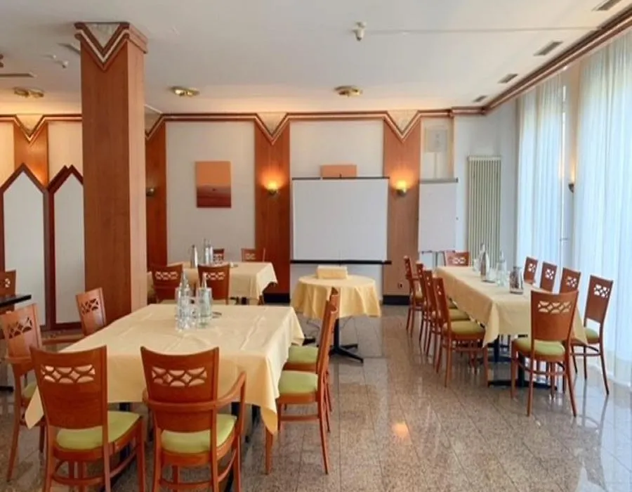 Classic Hotel Kaarst-1